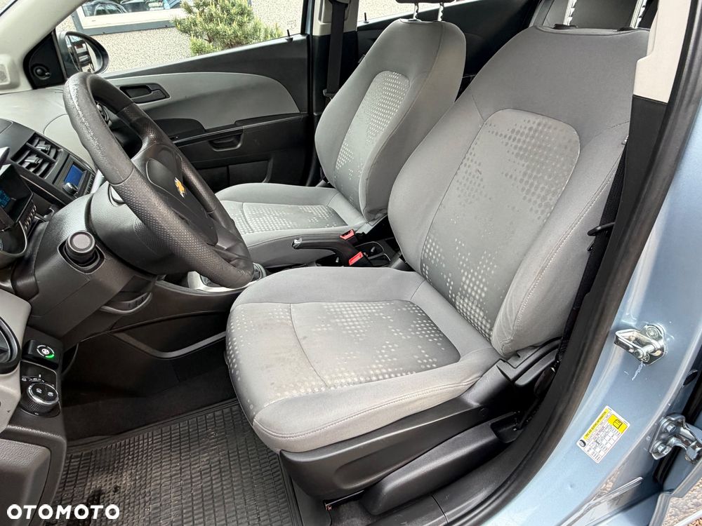 Chevrolet Aveo 1.2 LS+ - 7