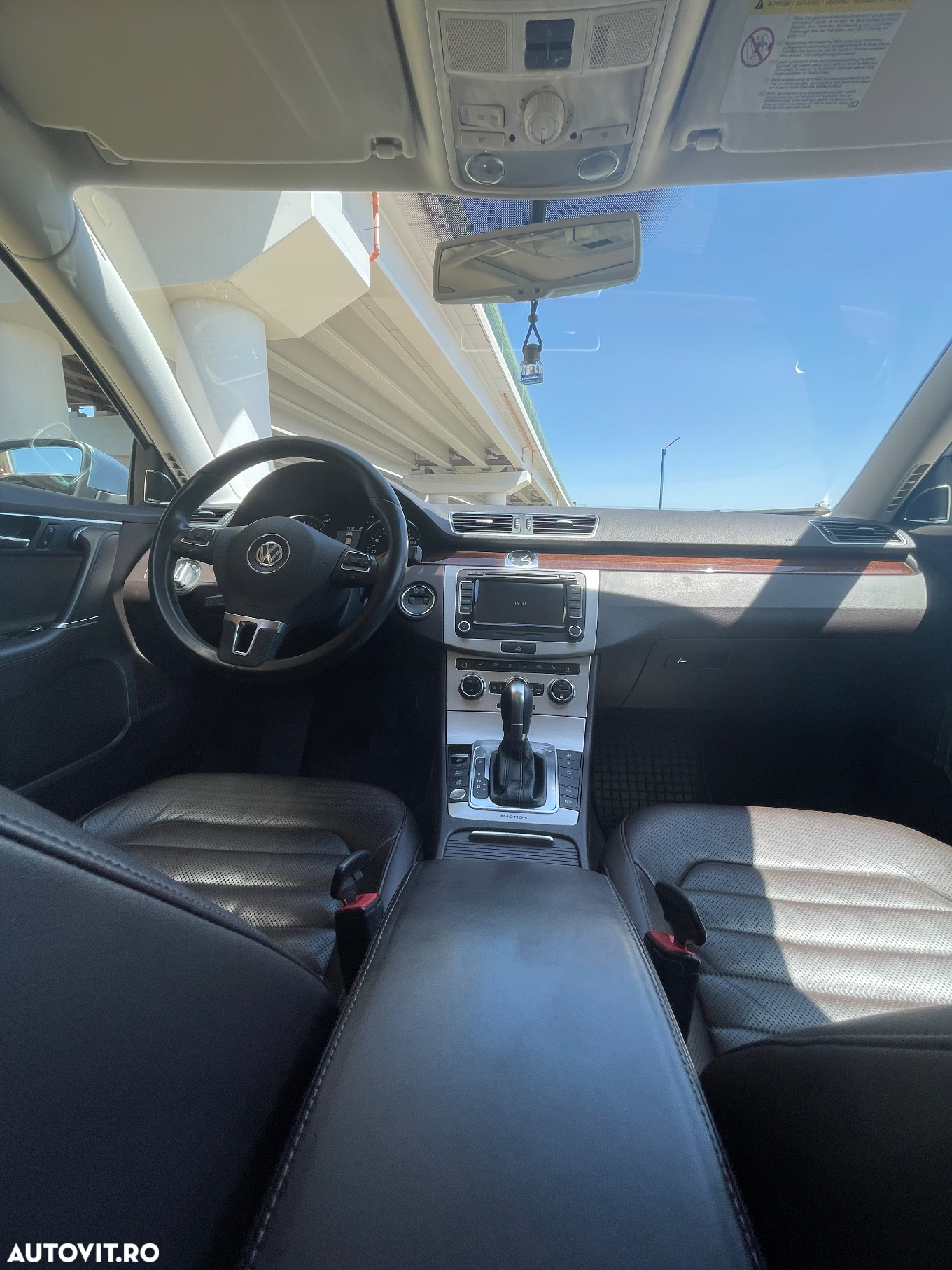 Volkswagen Passat 2.0TDI Highline DPF DSG - 11