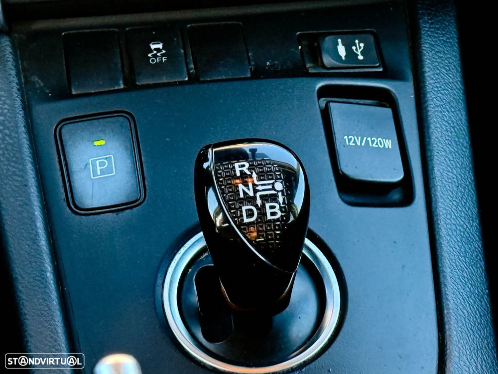 Toyota Auris Touring Sports 1.8 HSD Freestyle - 9