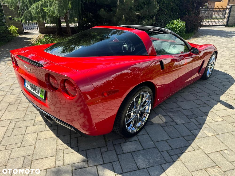 Chevrolet Corvette - 22