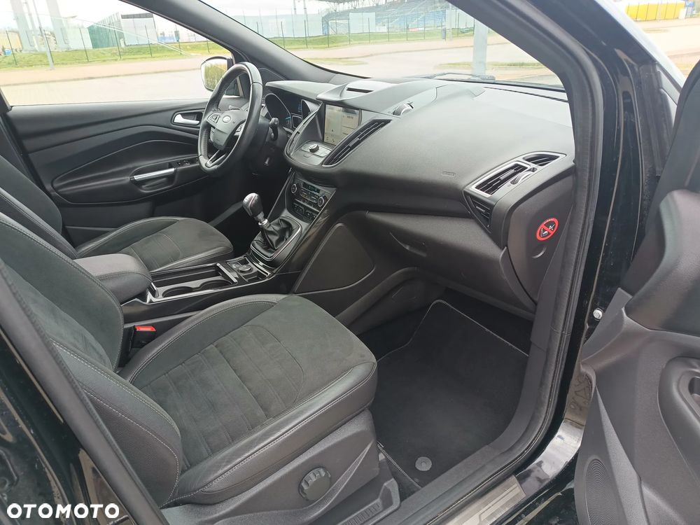 Ford Kuga - 19