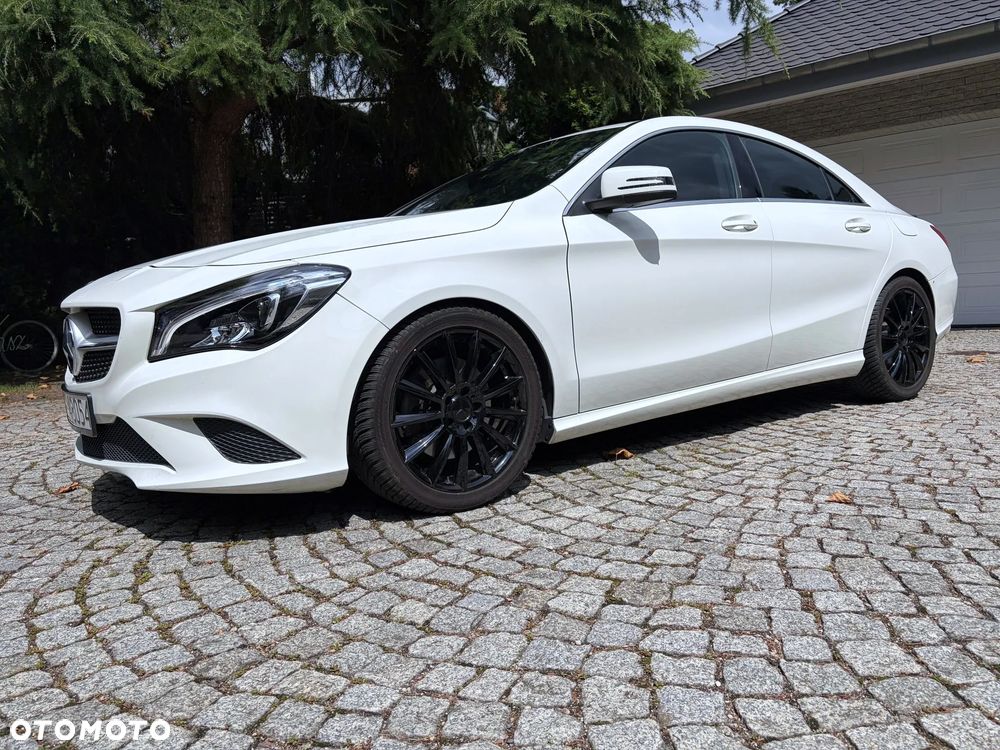 Mercedes-Benz CLA 250 4-Matic - 21