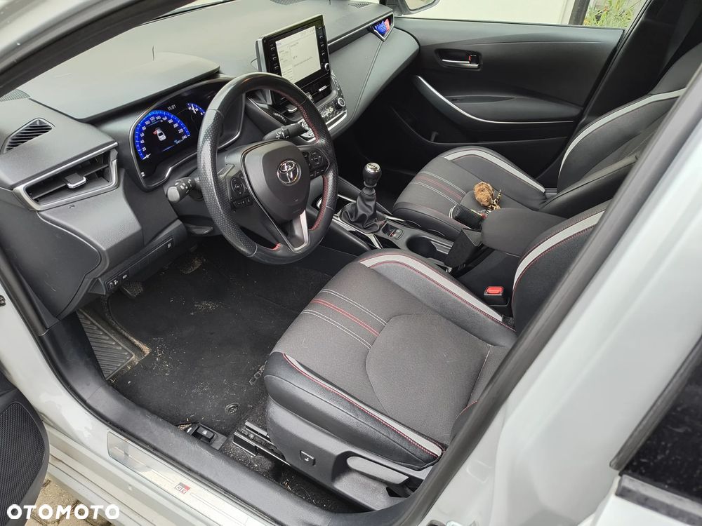Toyota Corolla 1.6 GR Sport - 26