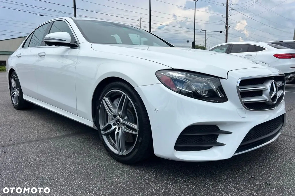 Mercedes-Benz Klasa E - 8