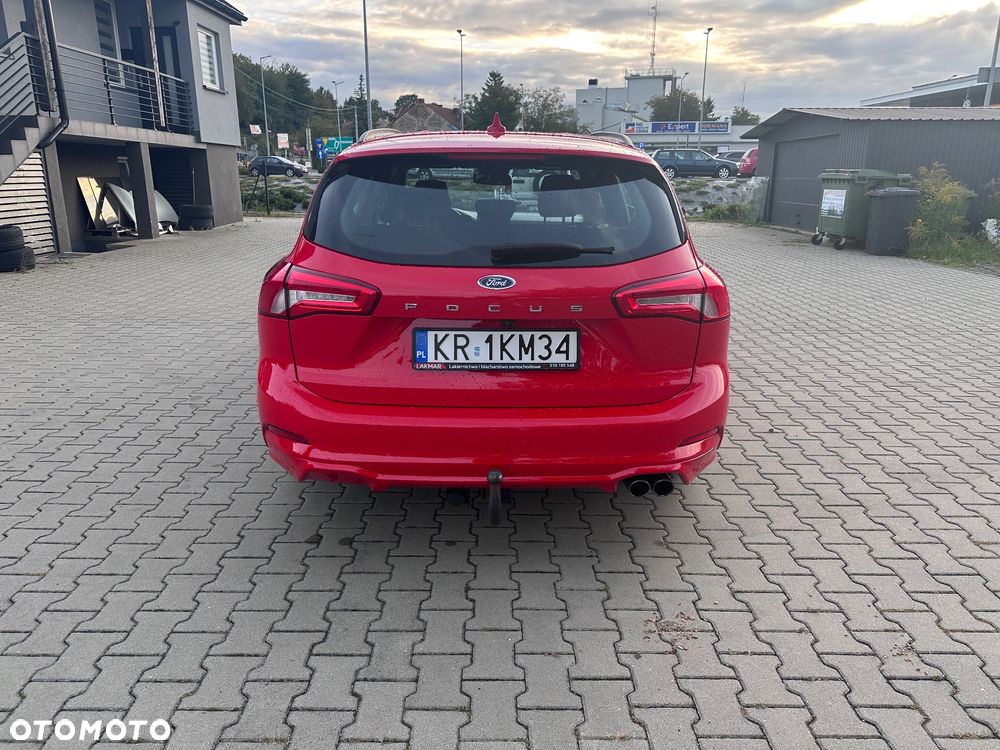 Ford Focus 1.5 EcoBoost ST-Line - 5