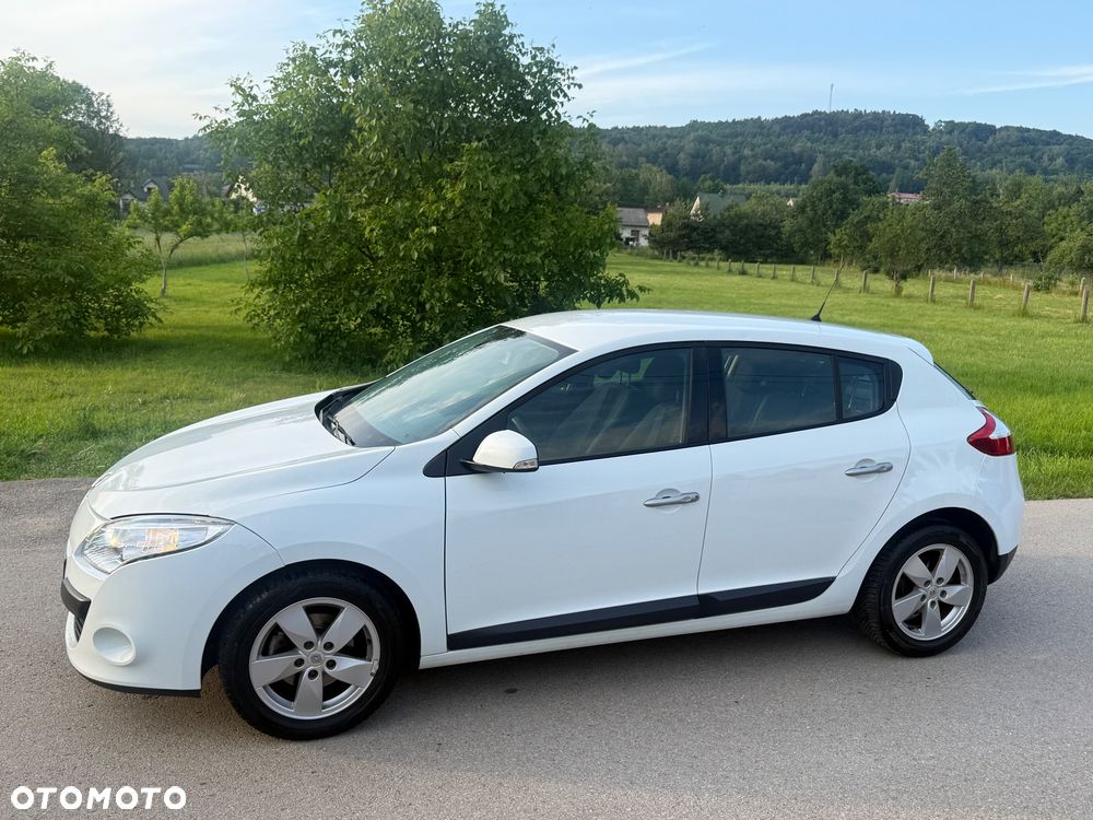 Renault Megane 1.6 16V Dynamique Euro5 - 9