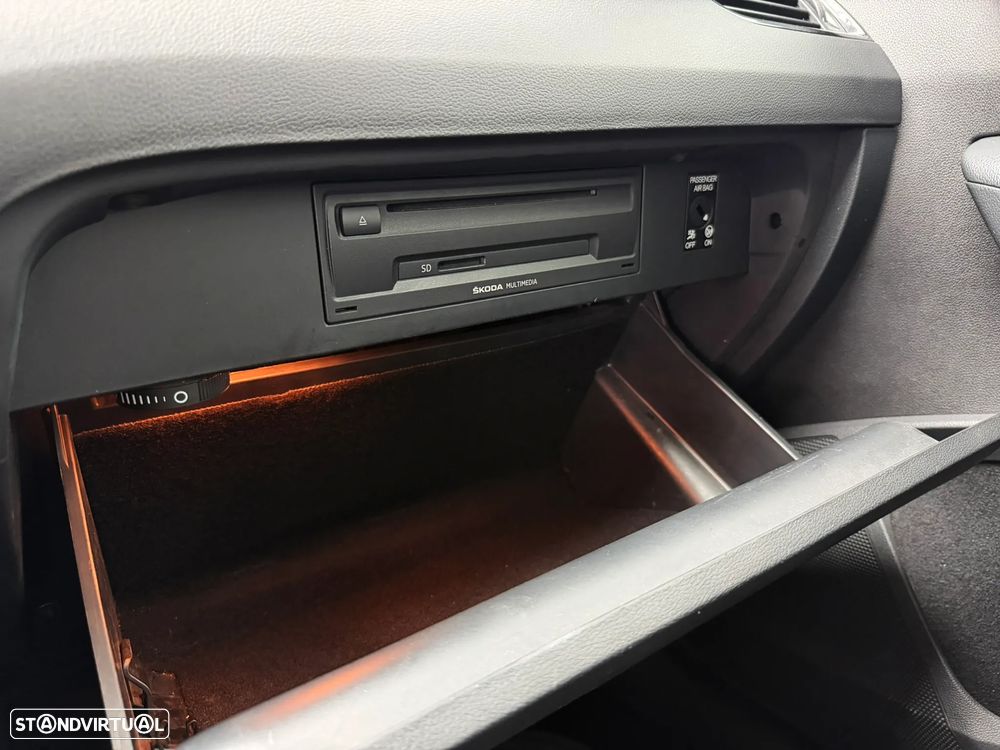 Skoda Octavia 1.6 TDI Active - 19