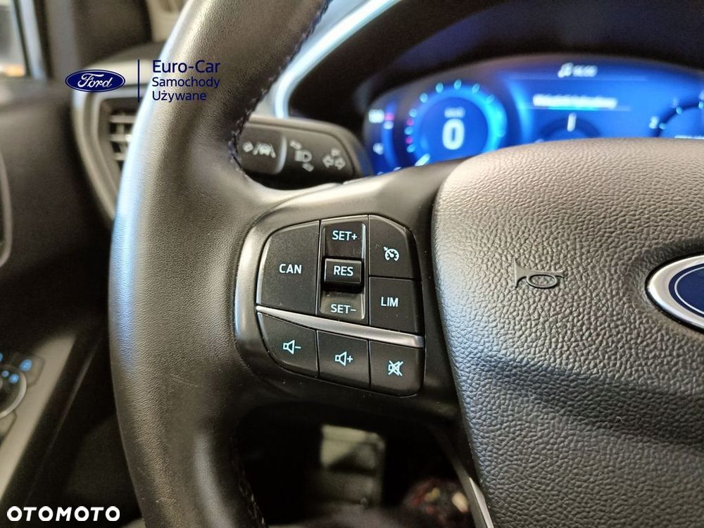 Ford Focus 1.0 EcoBoost Titanium X - 21