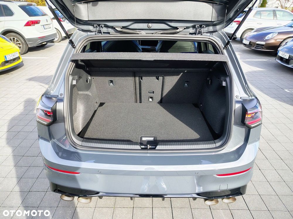 Volkswagen Golf - 14