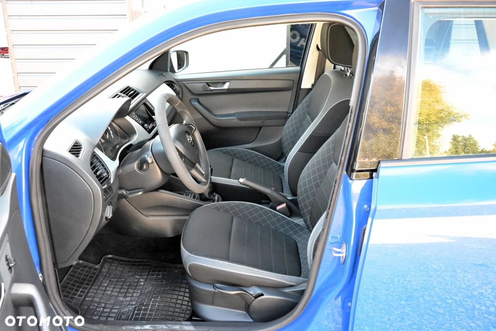 Skoda Fabia 1.0 TSI Ambition - 10