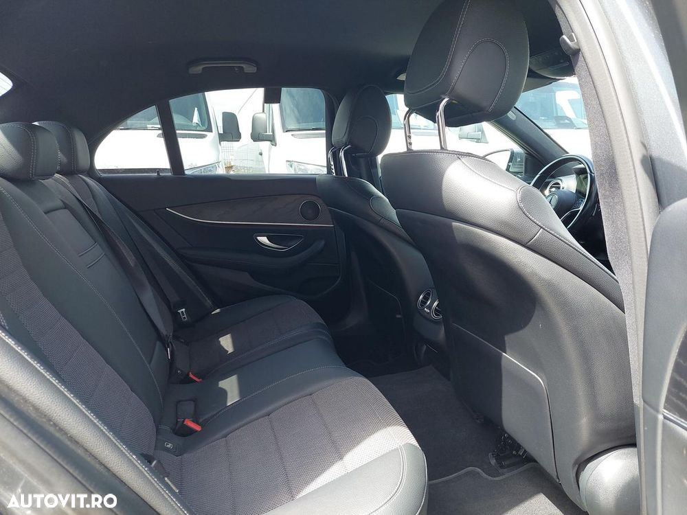 Mercedes-Benz E 220 d Aut. - 14