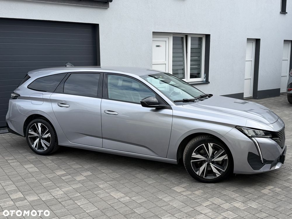 Peugeot 308 BlueHDi 130 EAT8 Allure - 11