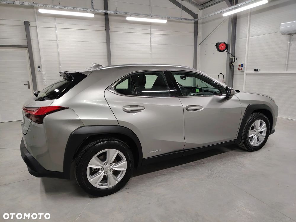 Lexus UX 250h Elegance 2WD - 13