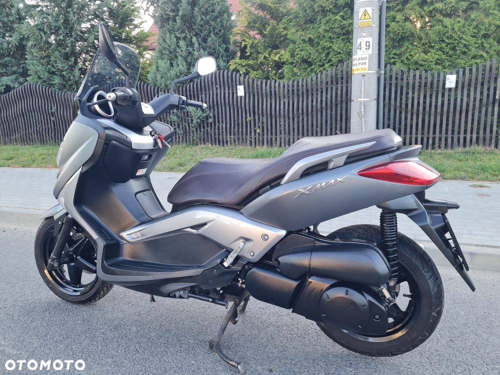 Yamaha X-max - 4