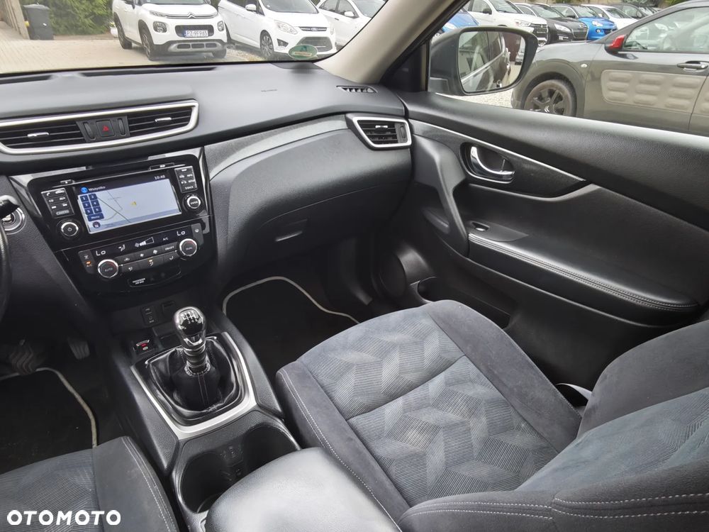 Nissan X-Trail 1.6 DIG-T Acenta - 24