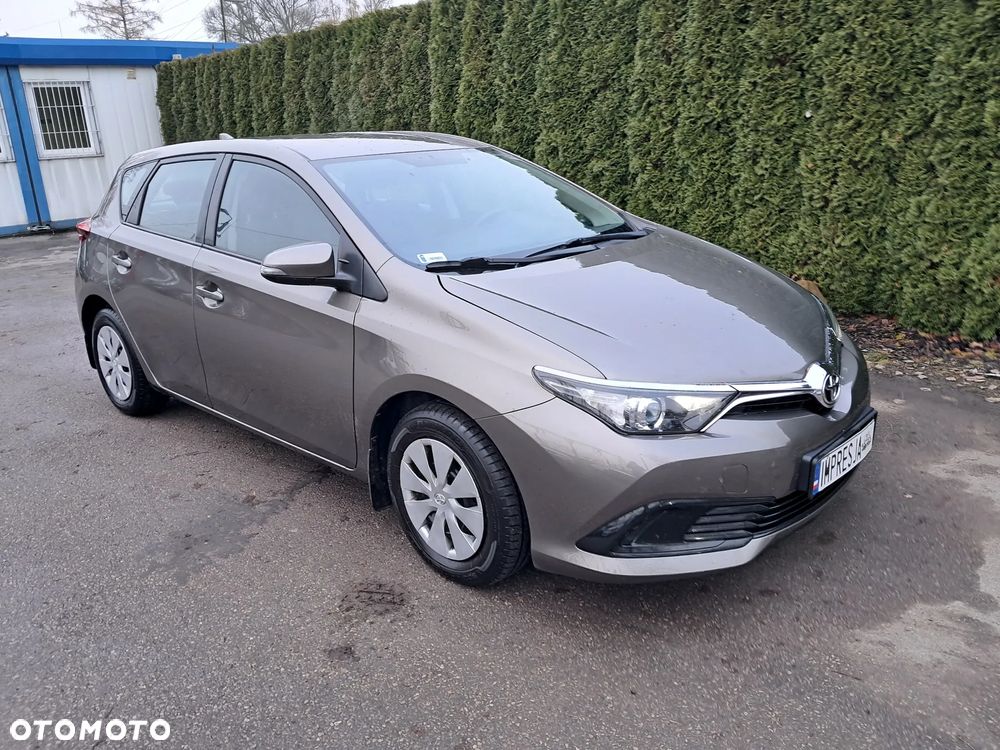 Toyota Auris