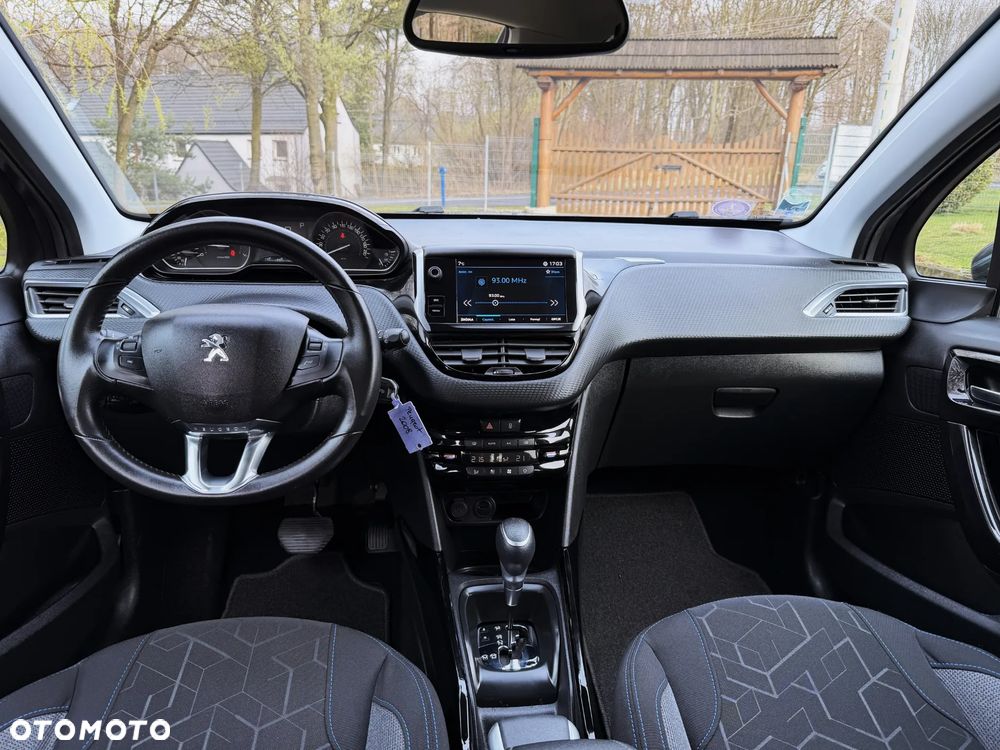 Peugeot 2008 PureTech 130 Stop&Start EAT6 Allure - 13