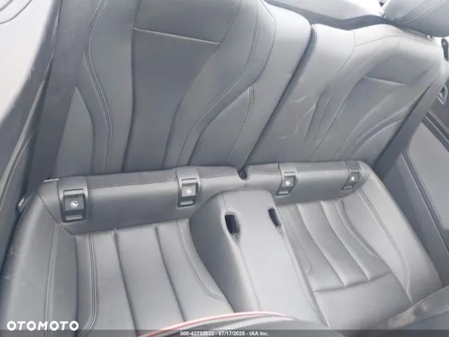 BMW Seria 8 840i Cabrio - 13