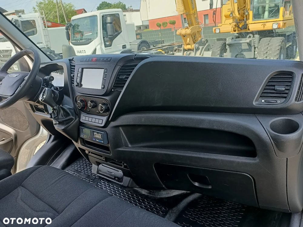 Iveco 35C13 Chłodnia FRC Winda Boczne Drzwi - 15