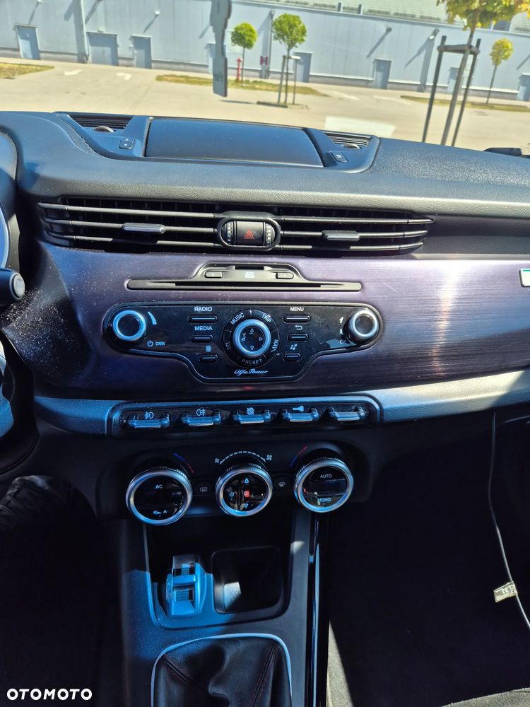 Alfa Romeo Giulietta 1.4 TB 16V Multiair - 21