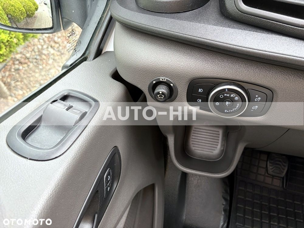 Ford Transit - 32