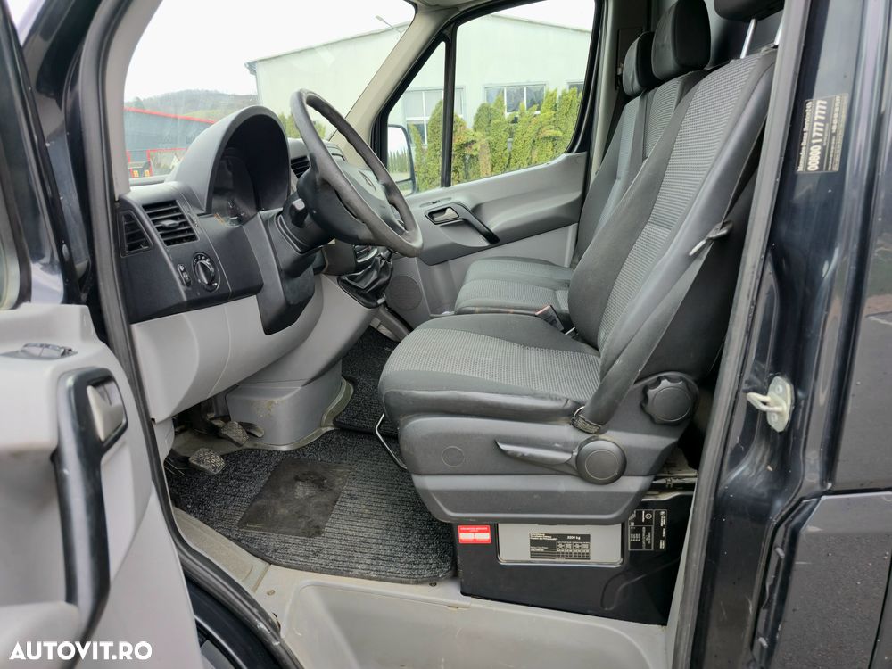 Mercedes-Benz Sprinter - 5