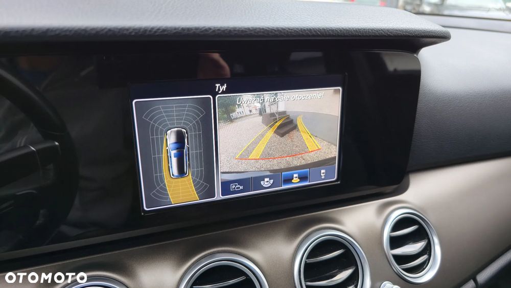 Mercedes-Benz Klasa E 220 d Business Edition 9G-TRONIC - 21