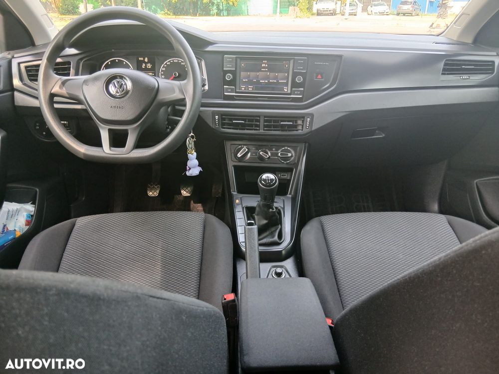 Volkswagen Polo - 11