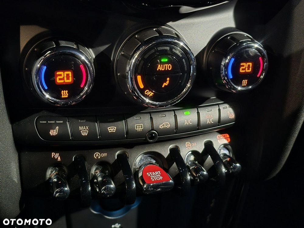 MINI John Cooper Works - 22