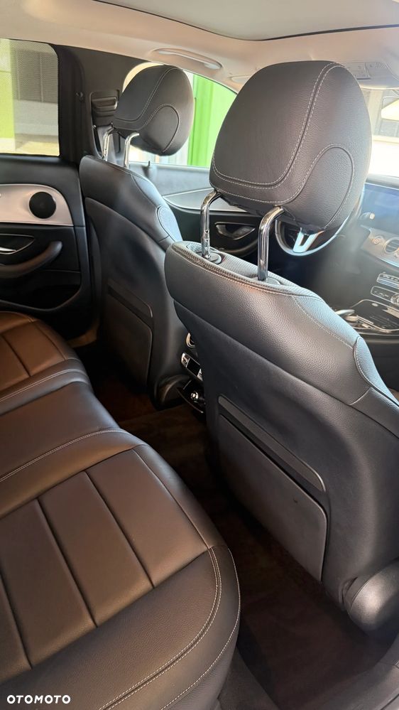 Mercedes-Benz Klasa E 400 d 4Matic 9G-TRONIC - 28