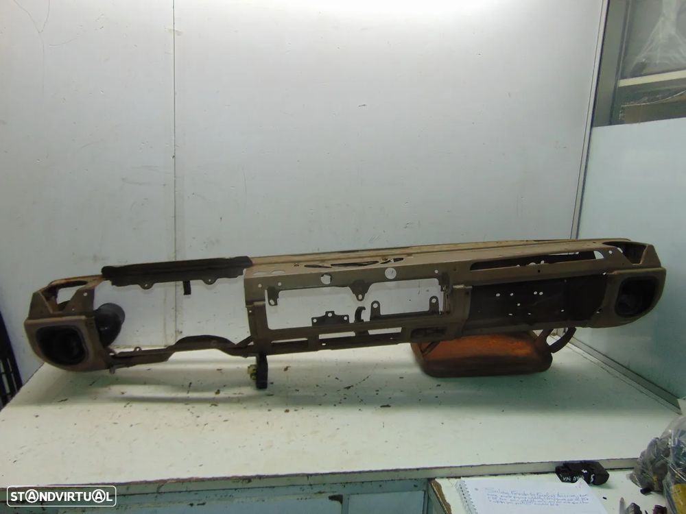 Toyota Hiace tablier - 1