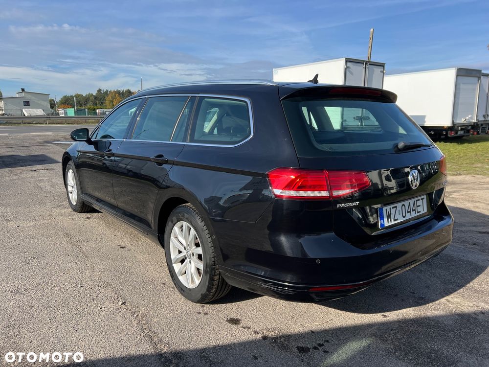 Volkswagen Passat - 5