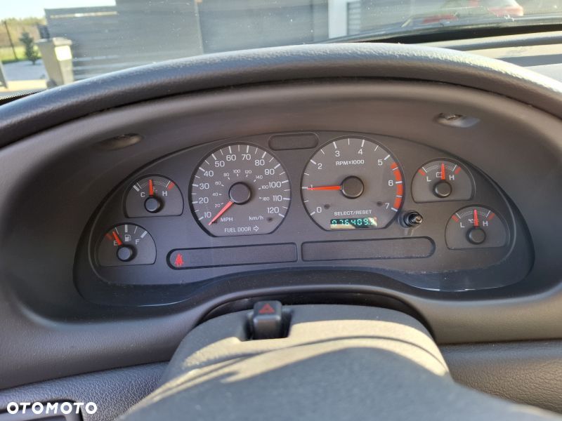 Ford Mustang 4.0 V6 - 32