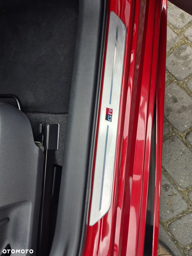 Toyota Corolla 1.8 Hybrid GR Sport - 16