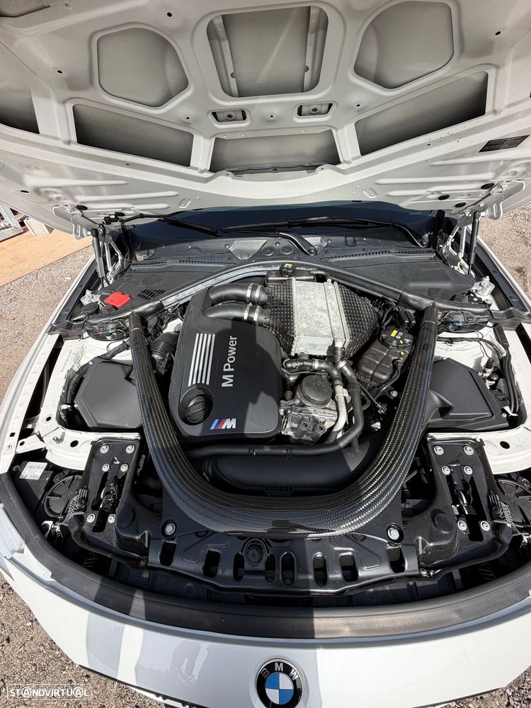 BMW M4 Auto - 27