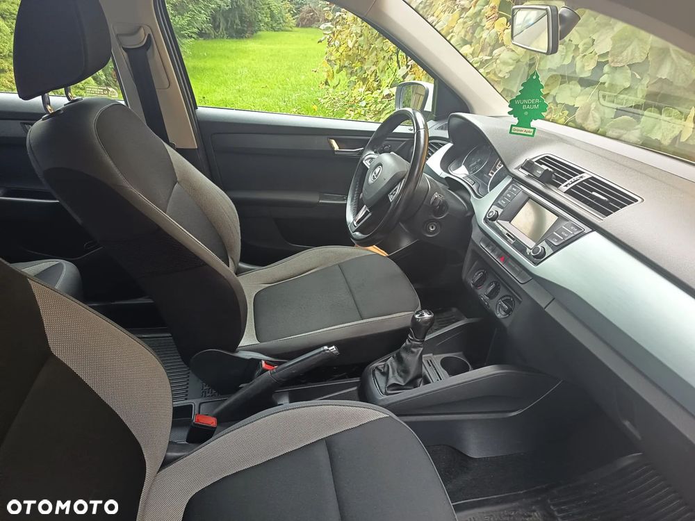 Skoda Fabia 1.2 TSI Active - 3