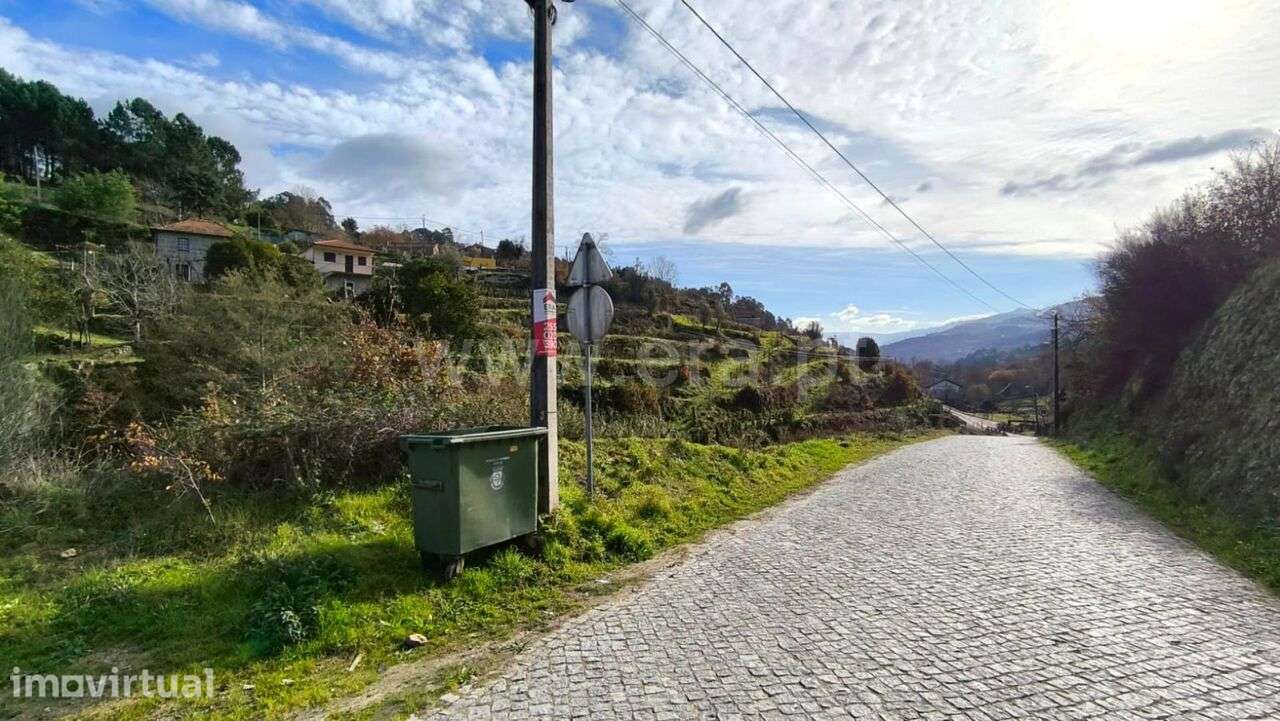 Terreno / Marco de Canaveses, Penhalonga e Paços de Gaiolo - Grande imagem: 2/3