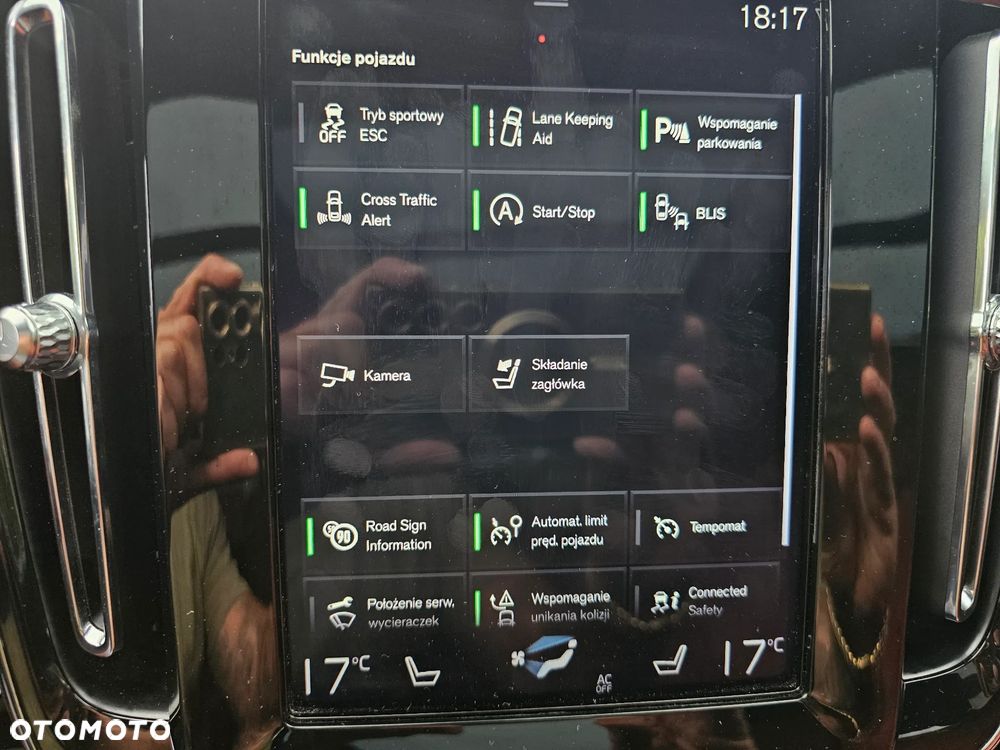 Volvo XC 40 B5 B AWD Ultimate Dark - 27