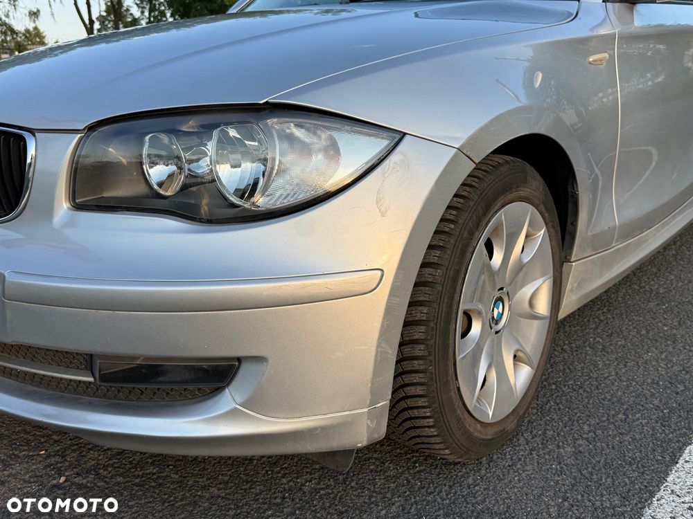 BMW Seria 1 116d - 24