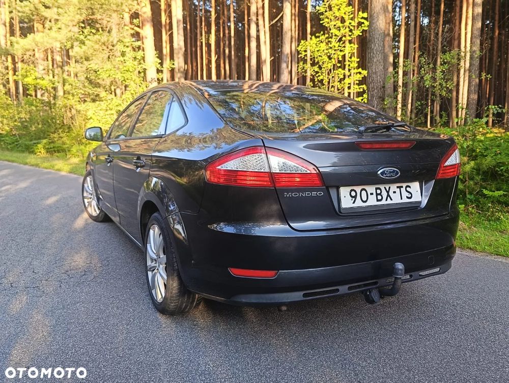 Ford Mondeo 2.0 Ambiente - 15