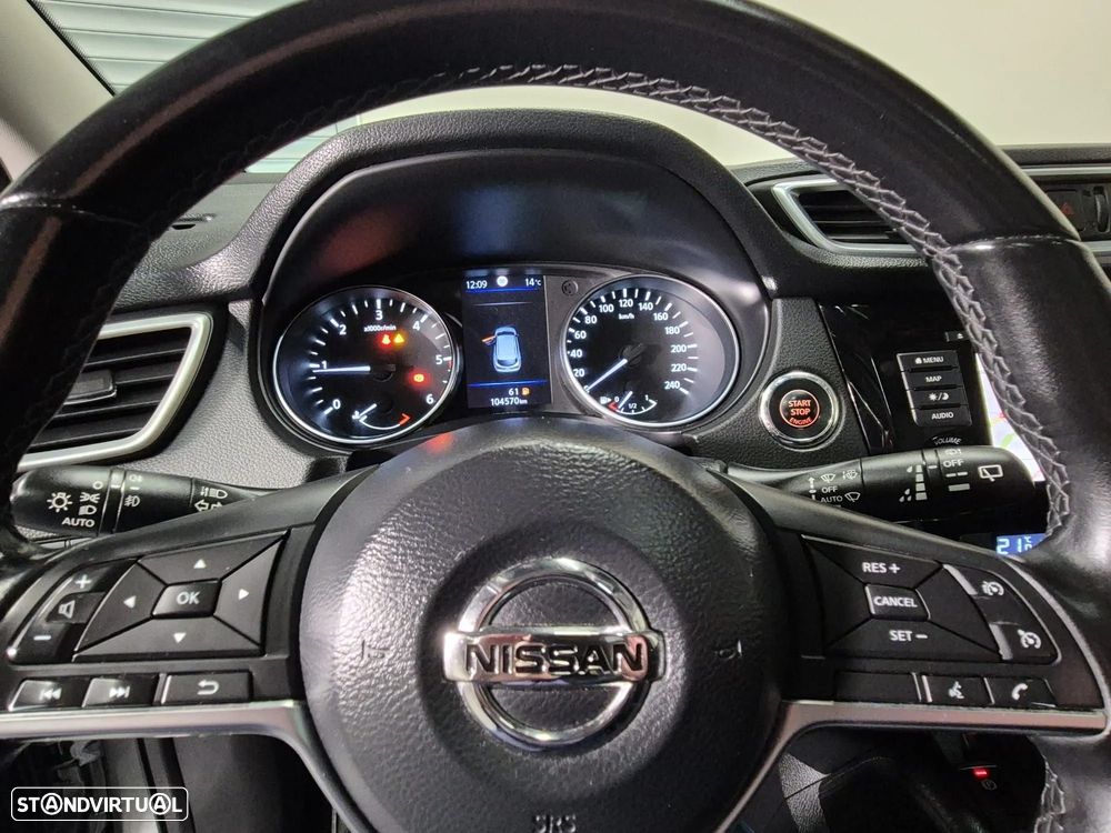 Nissan Qashqai 1.5 dCi N-Connecta J18 - 8