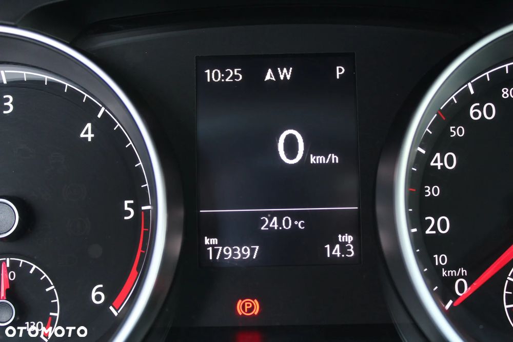 Volkswagen Golf 2.0 TDI R-Line DSG - 22