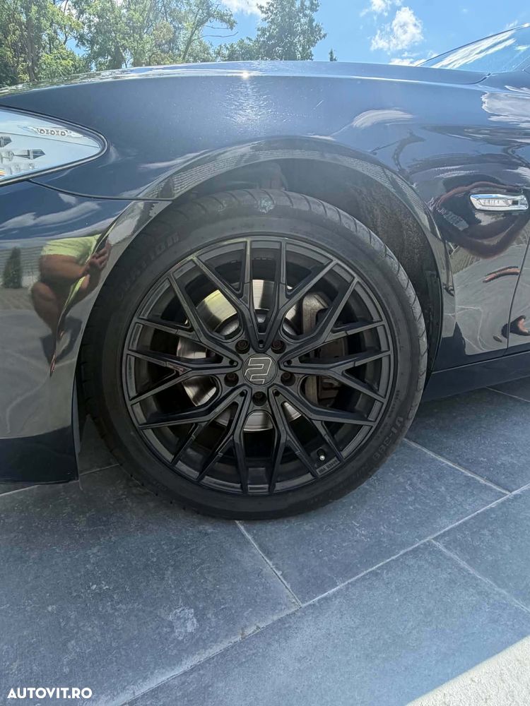 BMW Seria 5 525d Sport-Aut. - 5