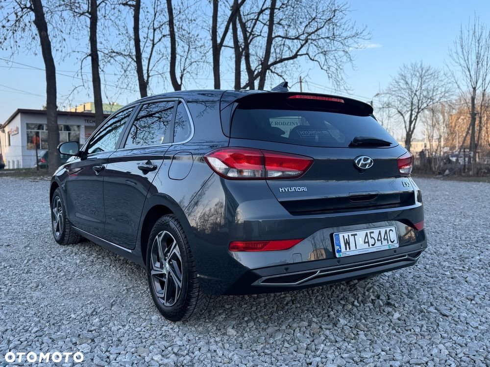 Hyundai i30 1.5 DPI Smart - 6