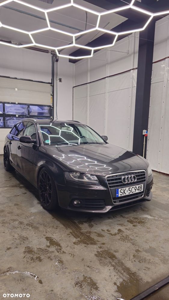 Audi A4 Avant 2.7 TDI DPF multitronic Ambition - 4