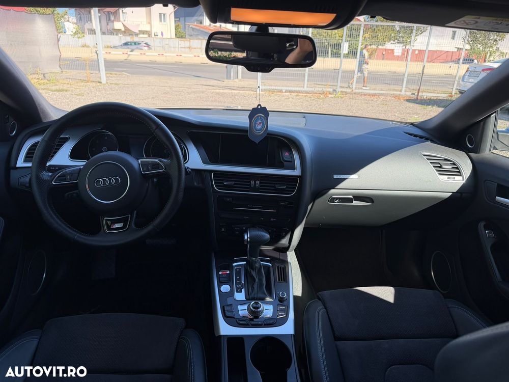 Audi A5 Coupé 2.0 TDI quattro Stronic - 4
