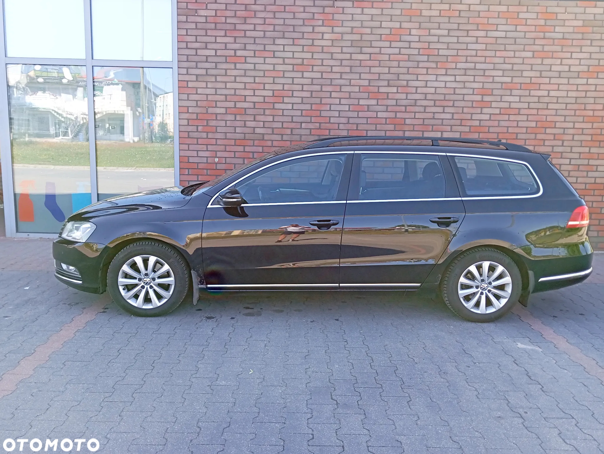 Volkswagen Passat 2.0 TDI Comfortline - 11