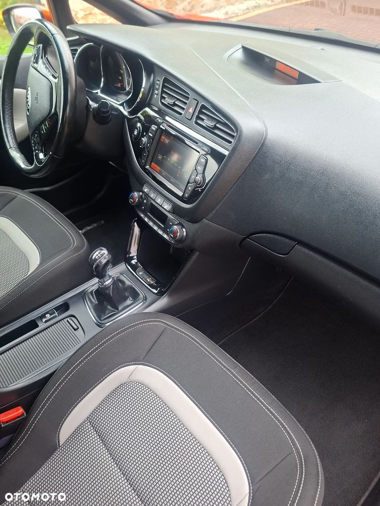 Kia ProCeed 1.6 GDI Spirit - 13
