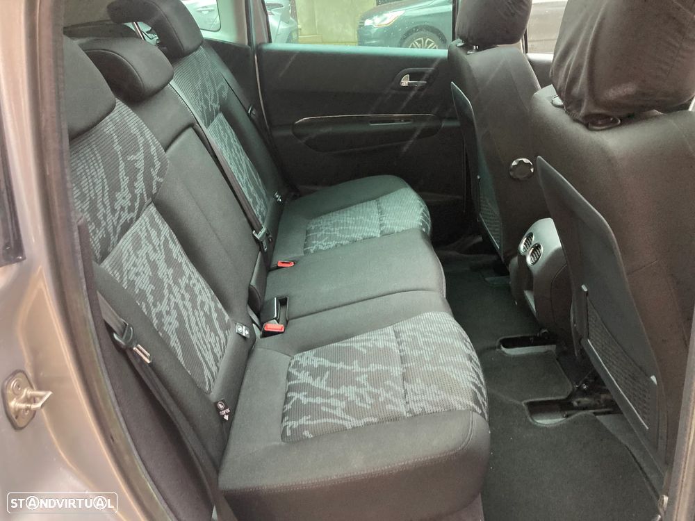 Peugeot 3008 1.6 HDi Executive - 9