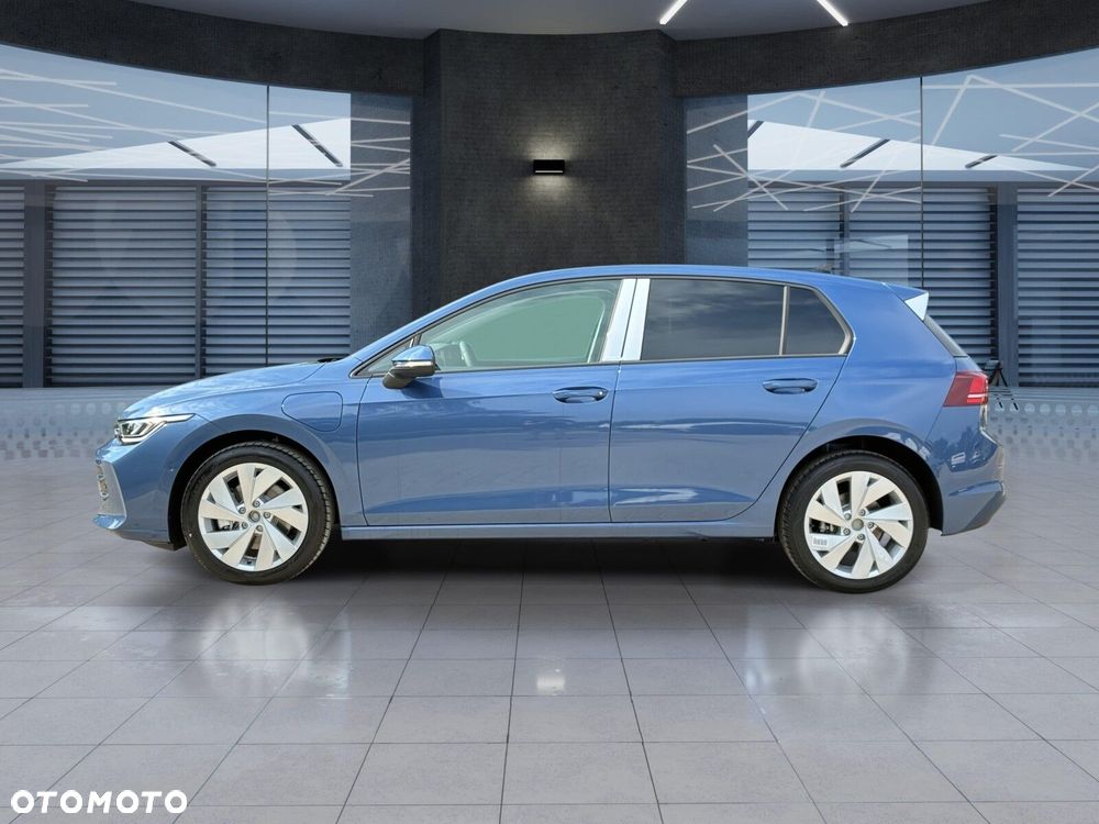 Volkswagen Golf - 12